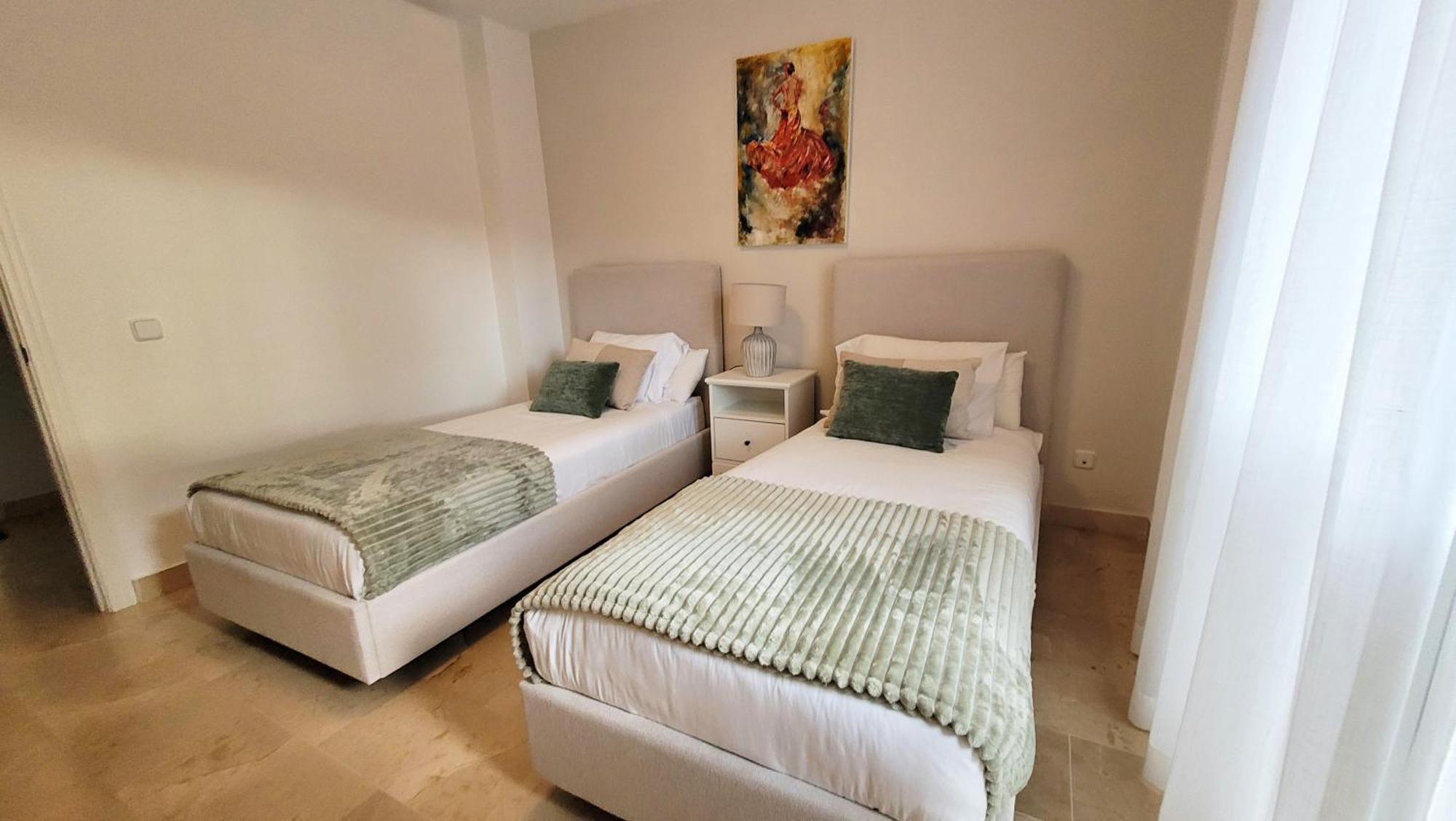 Apartment In El Presidente Beach Side New Golden Mile إِستيبونا المظهر الخارجي الصورة