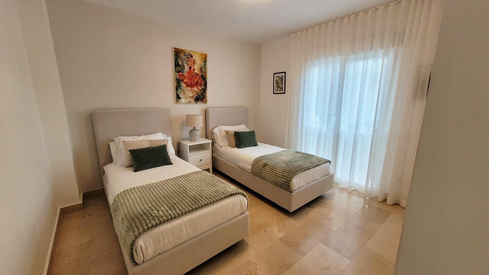Apartment In El Presidente Beach Side New Golden Mile إِستيبونا المظهر الخارجي الصورة