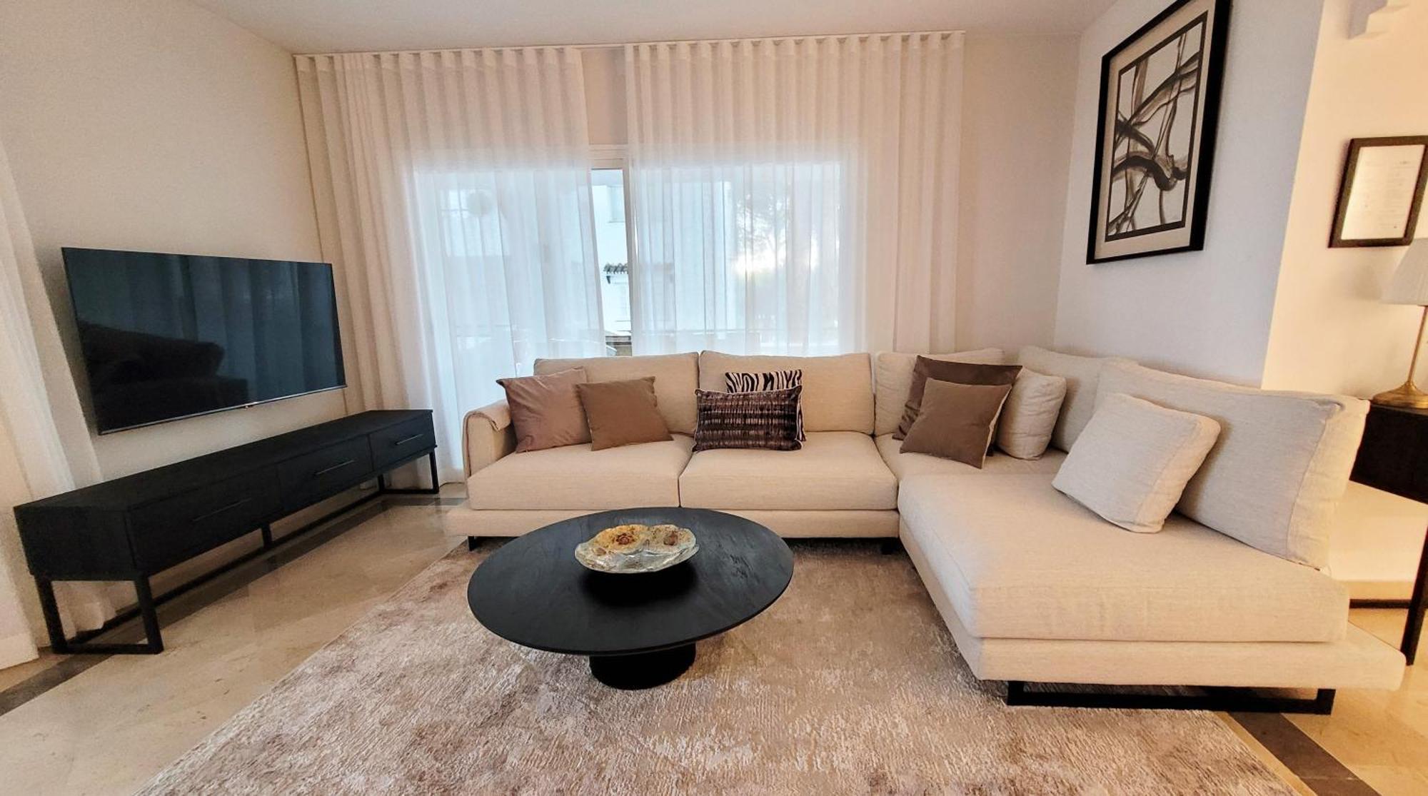 Apartment In El Presidente Beach Side New Golden Mile إِستيبونا المظهر الخارجي الصورة