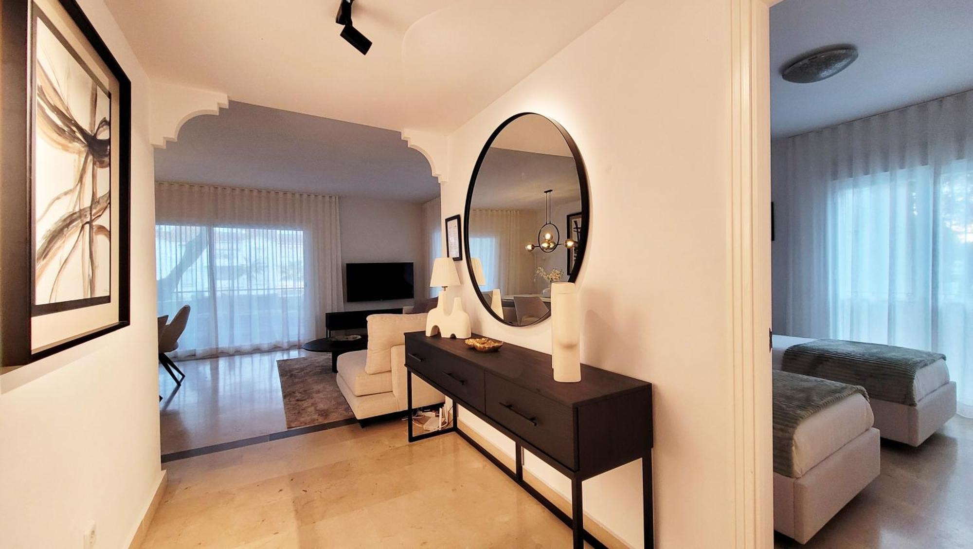 Apartment In El Presidente Beach Side New Golden Mile إِستيبونا المظهر الخارجي الصورة